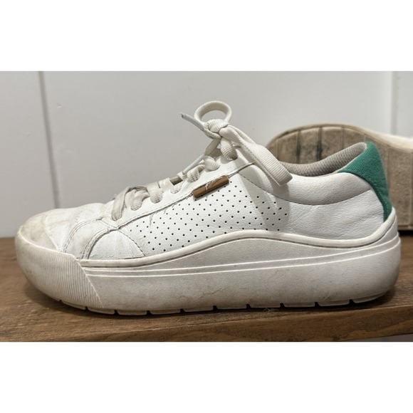 Dr. Scholl's Time Off Max Womens Shoes Sz 7 W Tennis White Leather Sneakers - Picture 3 of 11